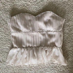 Korsett-topp från H&M concious collection 36 - Sötaste toppen! Helt oanvänd, storlek 36 - normal i storleken!