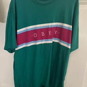 Sällsynt t-shirt från Obey. Aldrig använd.