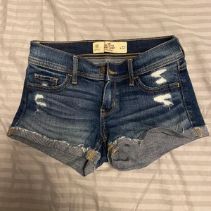 Hollister shorts  - Fina shorts, skönt material, använd fåtal gånger 