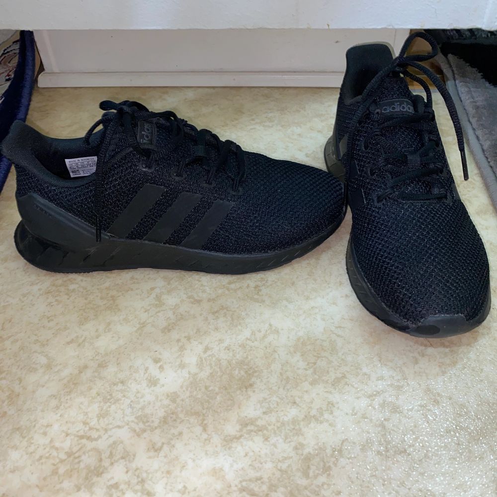 Adidas skor storlek 39 | Plick Second Hand