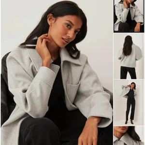 Nakd jacka - Säljer nu denna jättefina nakd jacka i storlek 34! Den är helt slutsåld på hemsidan och intr ofta anvönd. Köptes för 669kr och säljer för 400kr då den ej är använd mycket❤️