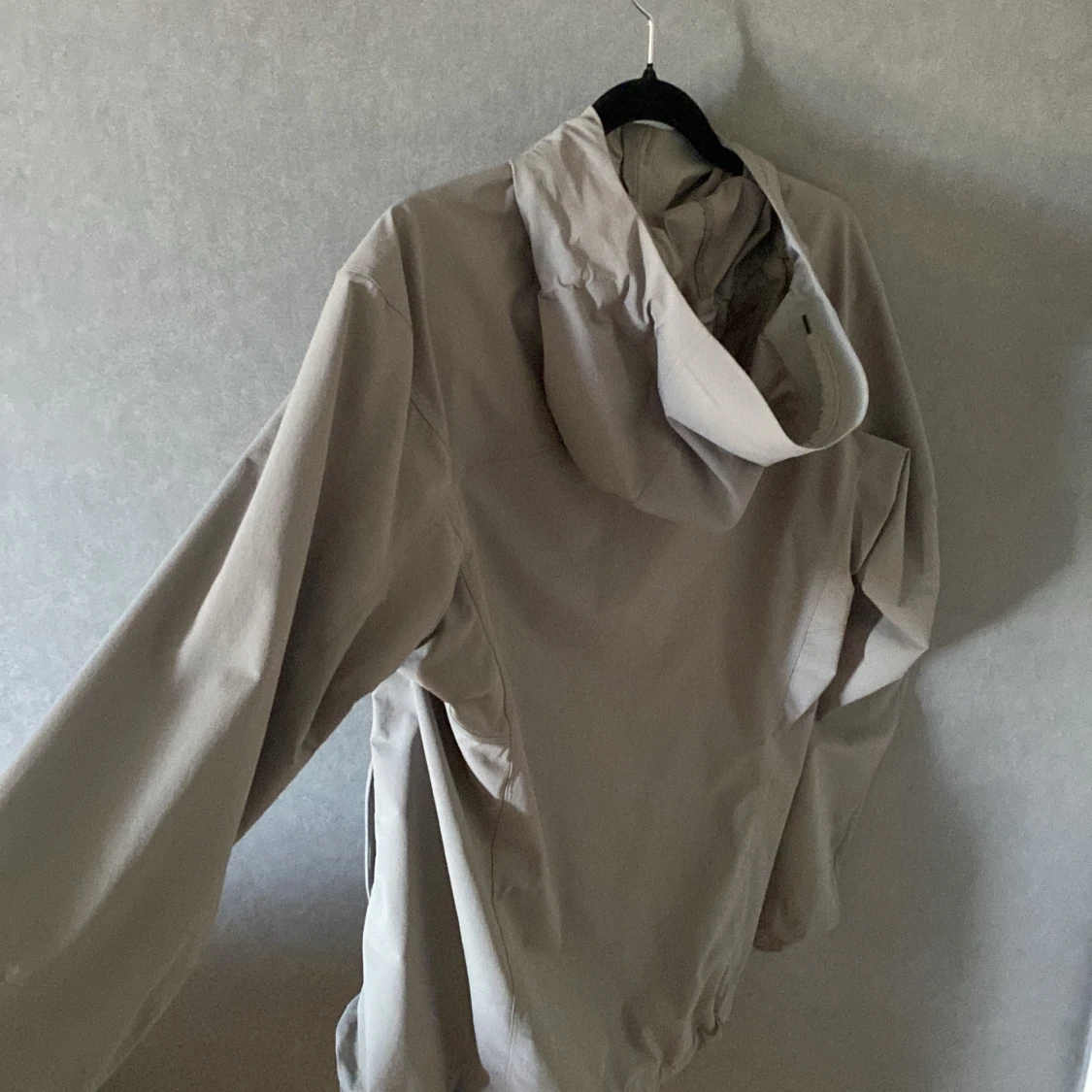 Arc’teryx windbreaker - 91