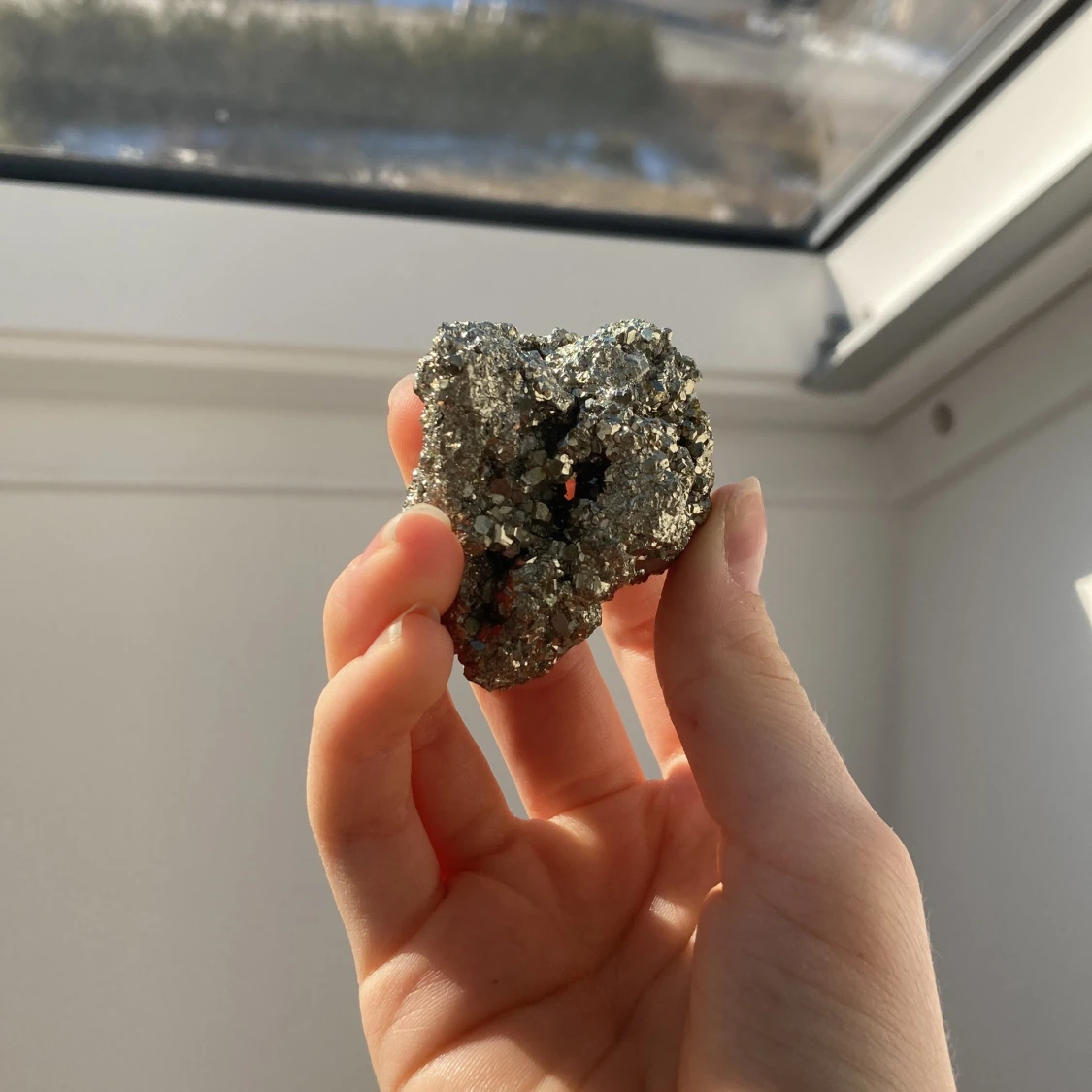 Äkta pyrit kristall - 90