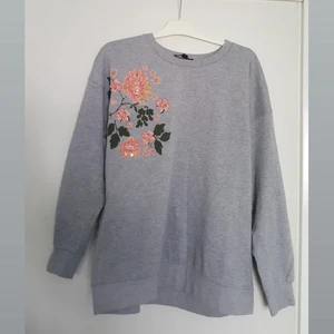 Tröja  - Använd få gånger 