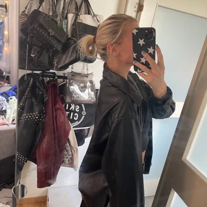 Skinn jacka - As ball skinnjacka typ aldrig använd!!😍