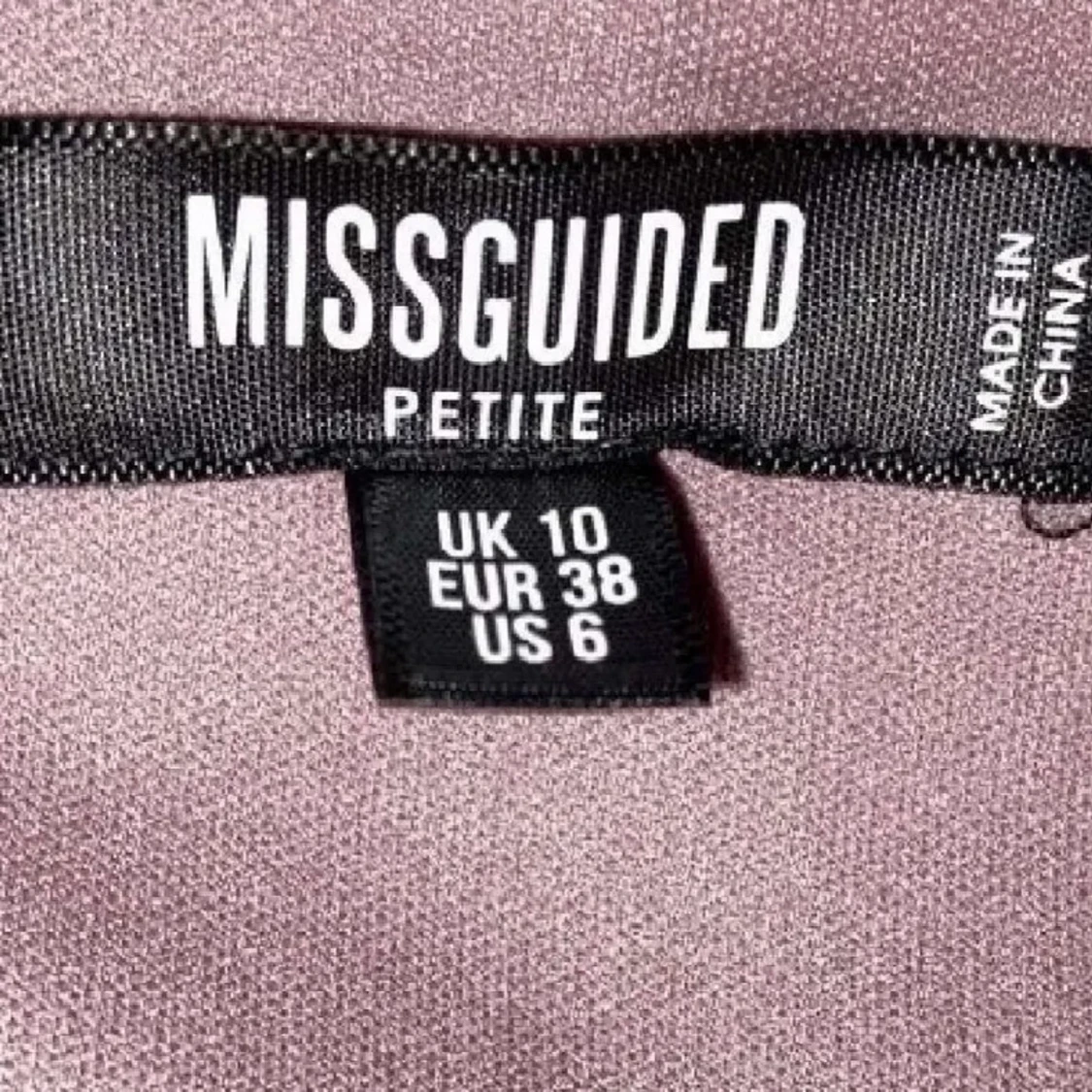 MISSGUIEDED FIN KLÄNNING  - 91