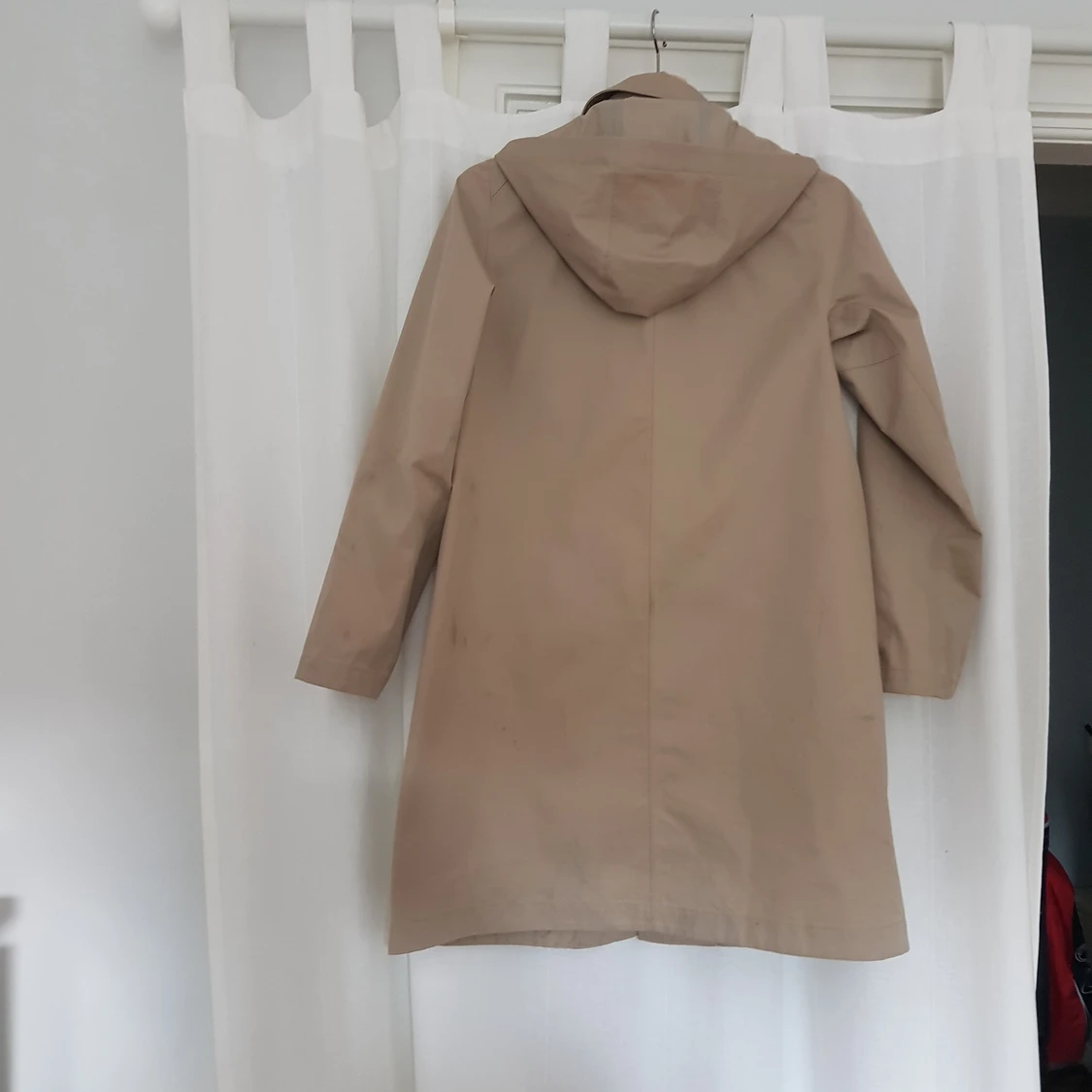 Uniqlo raincoat - size S-M - 90