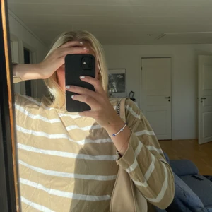 Långärmad - Långärmad tröja från Gina i storlek S