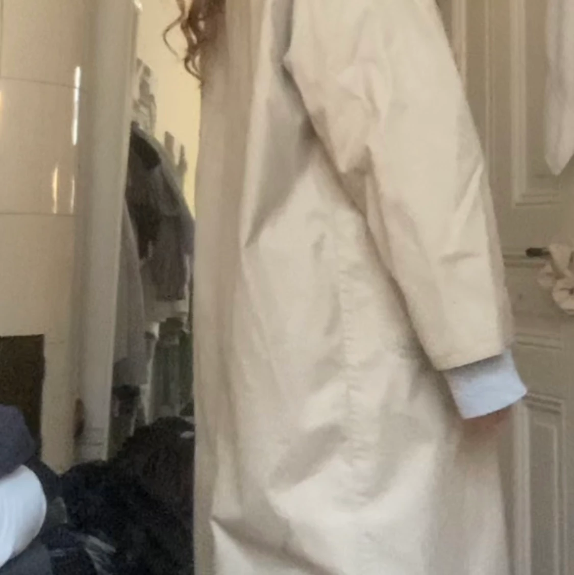 Trenchcoat Monki  - 91