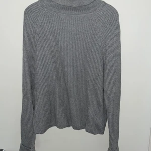 Stickad polo - Nyskick 