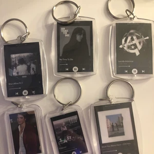 Nyckelringar  - 30kr/st eller alla för 100kr