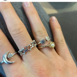 Blandade ringar - Olika ringer. Kom med egna prisförslag. Aldrig använda, så fina