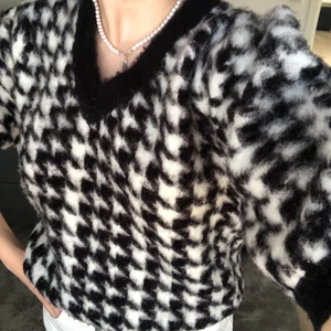 Mönstrad tröja från nakd - Mönstrad kortärmad tröja med ballongärmar💕från nakd storlek S