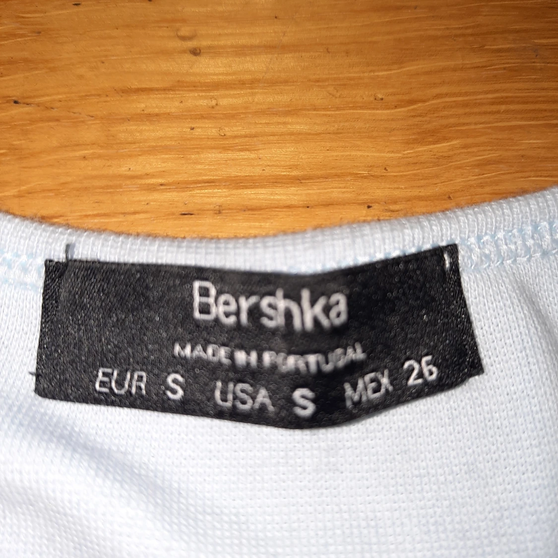 T shirt  Strl S  - 90