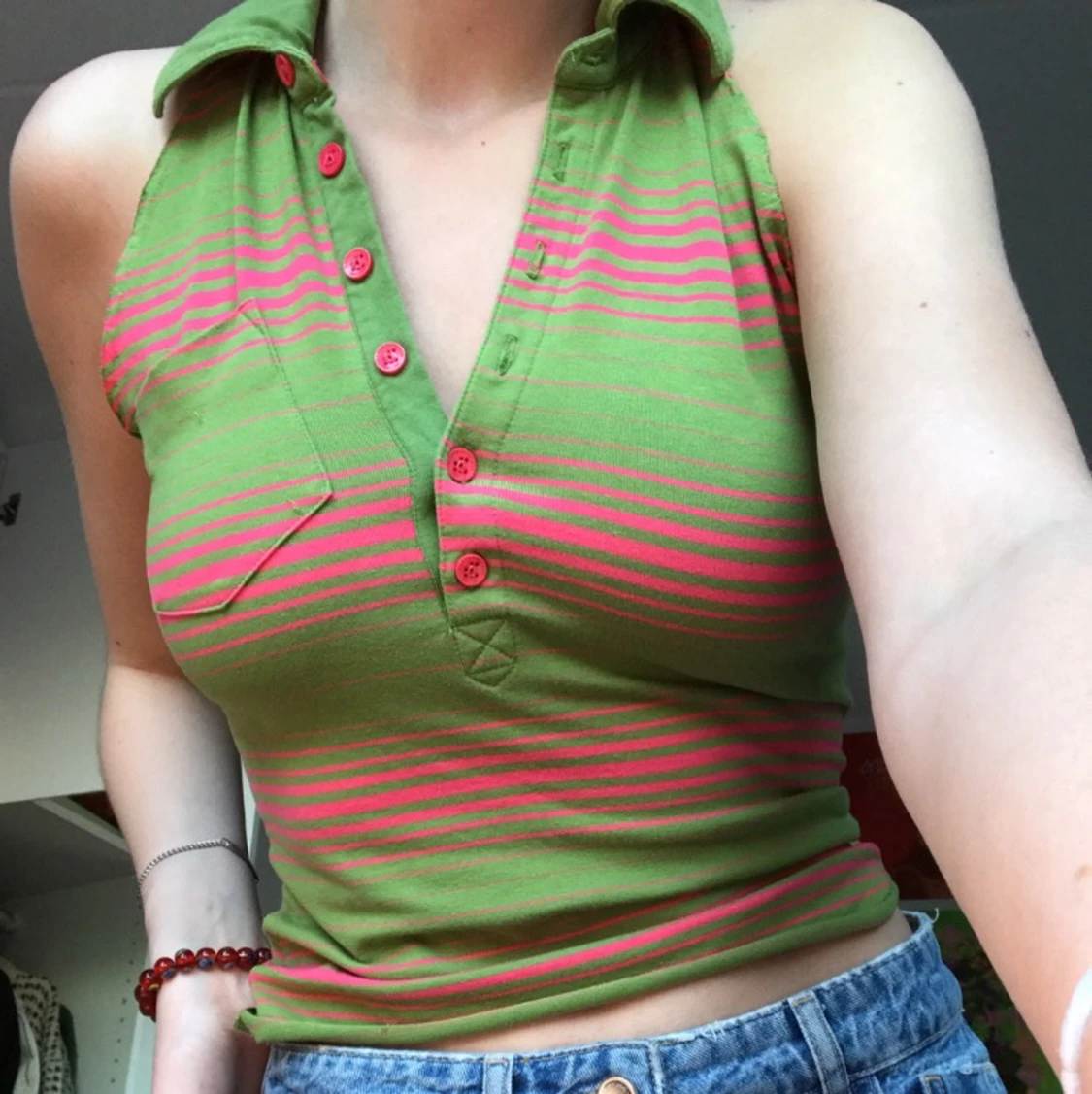 Super gulligt linne med krage! 