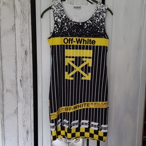 Klänning ny storlek m  - Passar s m och liten L