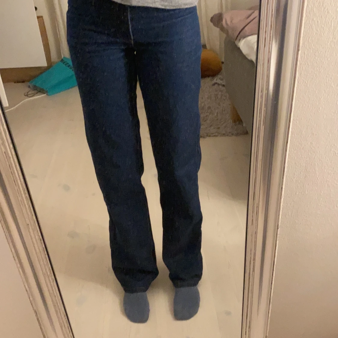 Jätte långa mörkblå jeans