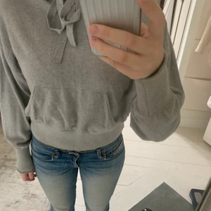 bomull/Kashmir hoodie från HM, strl S - Snygg och skön hoodie från hm köptes för 800 kr☝️