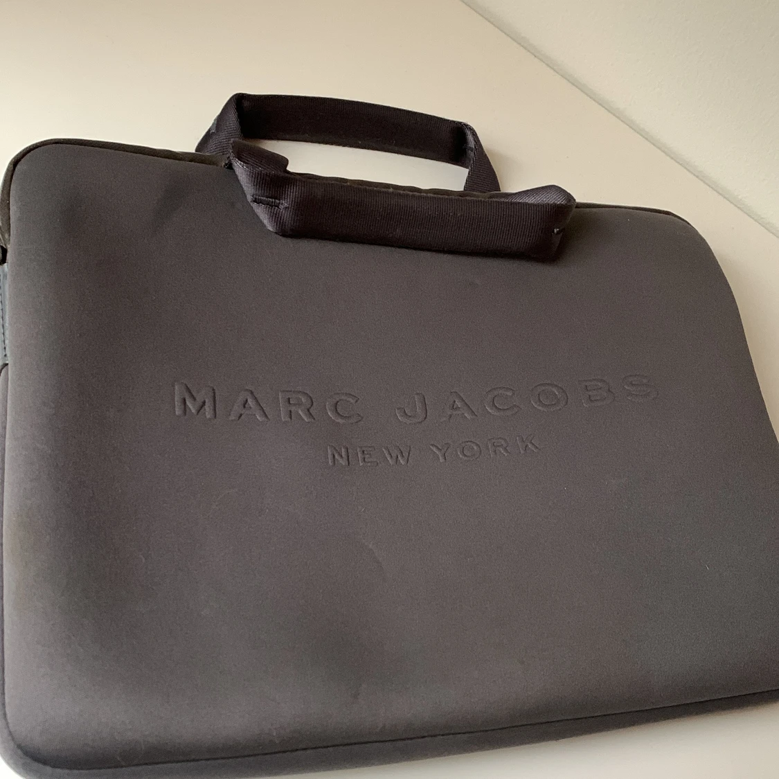 marc jacobs datorfodral 