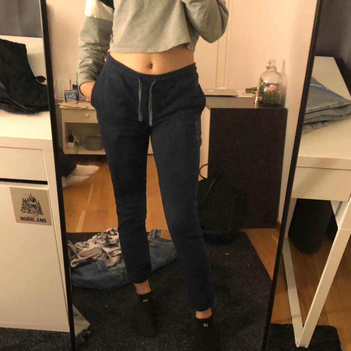 Mörkblåa mjukisbyxor från bula - 91