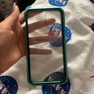 Mobil skal - Säljer ett skal för iPhone 11 PRO pga köpte fel storlek