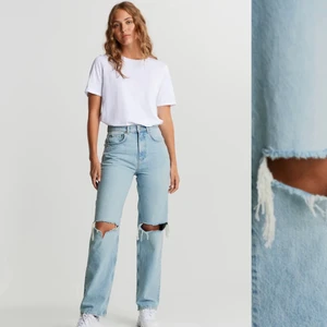 Perfekta jeansen med slitningar 90s - Tyvärr för små för mig. Använda 1 gång. 