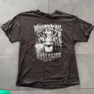 Vintage tee - Strl XL, relativt liten! Fråga om mått