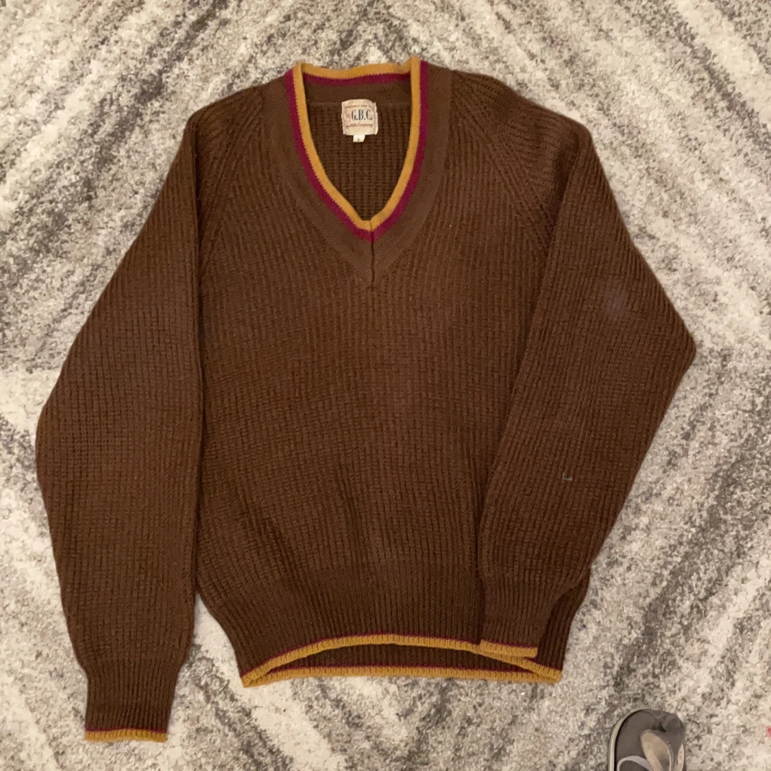 Brun stickad tröja