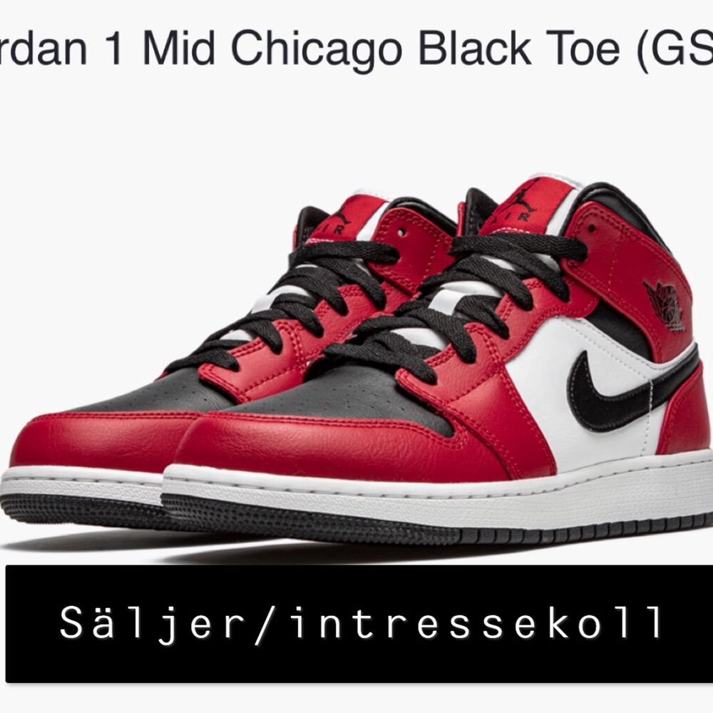 Ett par i princip nya jordan Chicago black toe. Digitalt kvitto finns, säljer vid bra bud så är ungefär som en intressekoll. Storlek 39 men aningen liten i storleken så passar även en 38. Skriv pm för bilder eller frågor! Köpare står för frakt🥰. Skor.