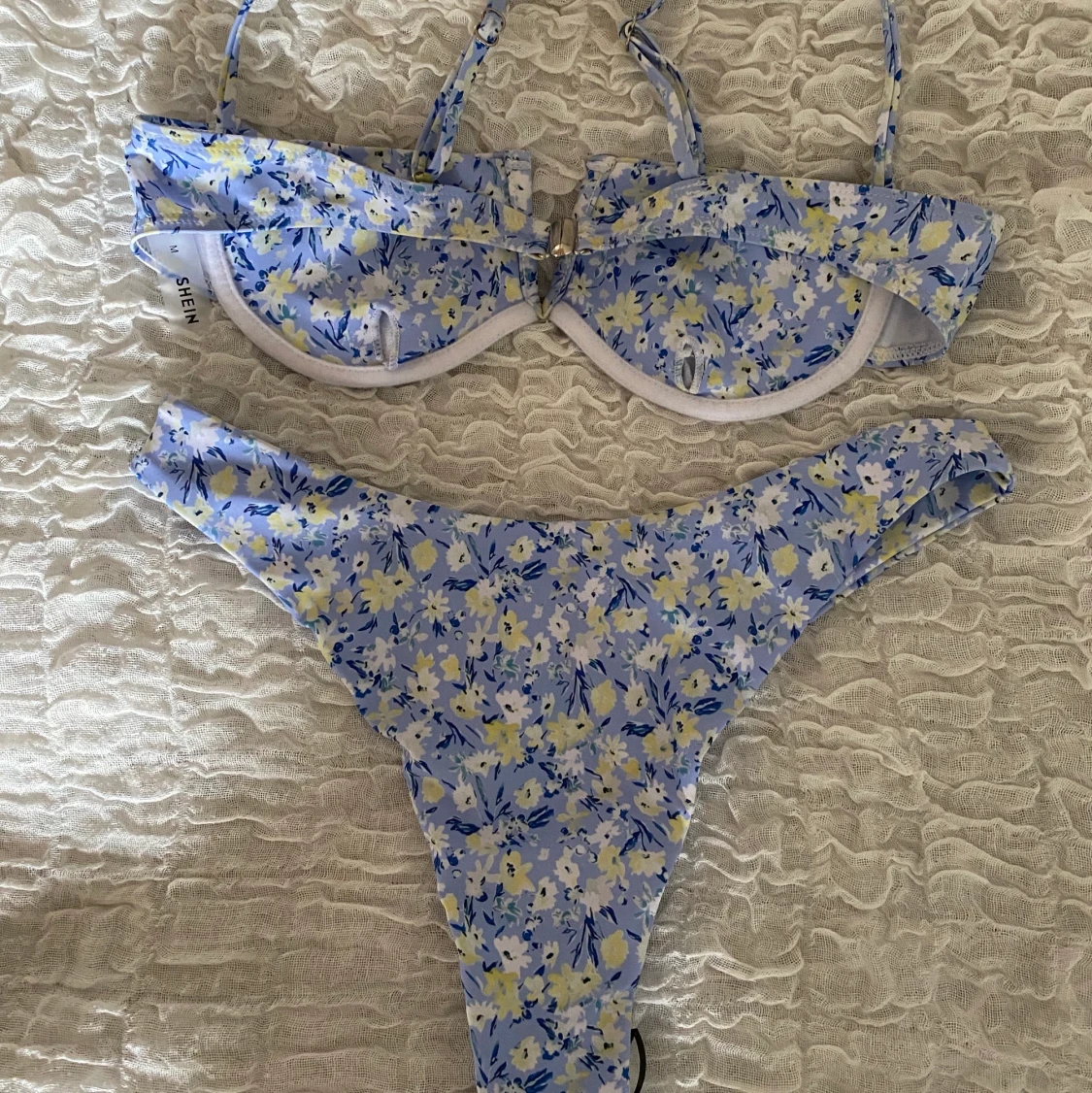 Blå bikini från shein  - 90