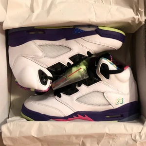 Jordan 5 Retro Alternate Bel-Air - Air Jordan 5 Retro ”Alternate Bel-Air” i storlek 36.5. Oanvända, kommer med box och alla tillbehör.