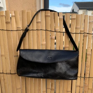 Superfin handväska - Köpt på second hand🧚🏽 superfint skick! 