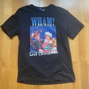 Wham t-shirt från h&m S - Säljs då jag bara använde den en gång förrförra julen