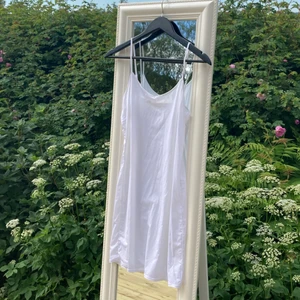 Vitt nattlinne  - 110 kr ink frakt 