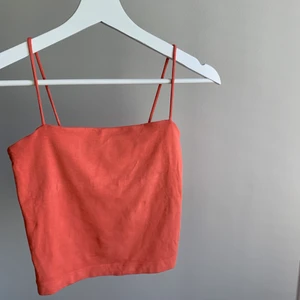 Korall färgat linne - Korall färgat linne från GinaTricot, använt men fortfarande i fint skick🤍