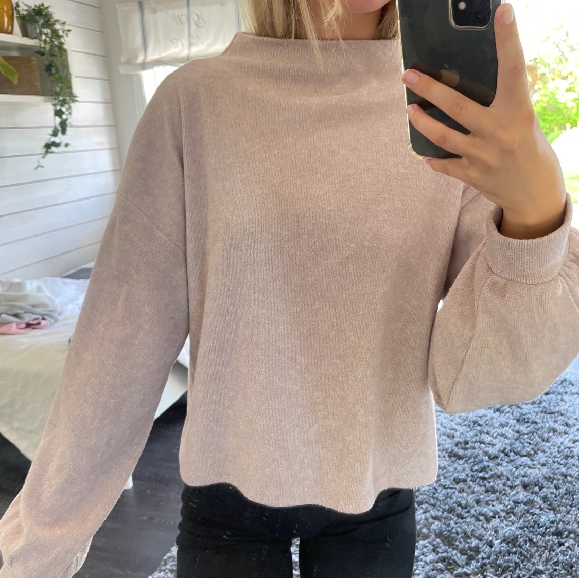 ljuslila/ljusrosa tröja