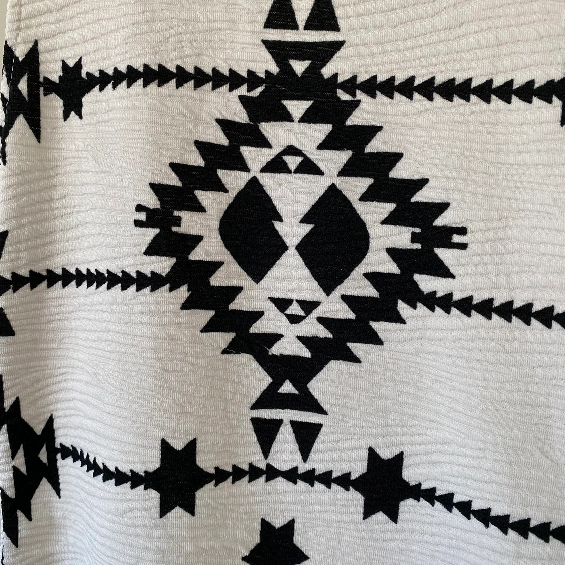 Mönstrad tight klänning  - 90