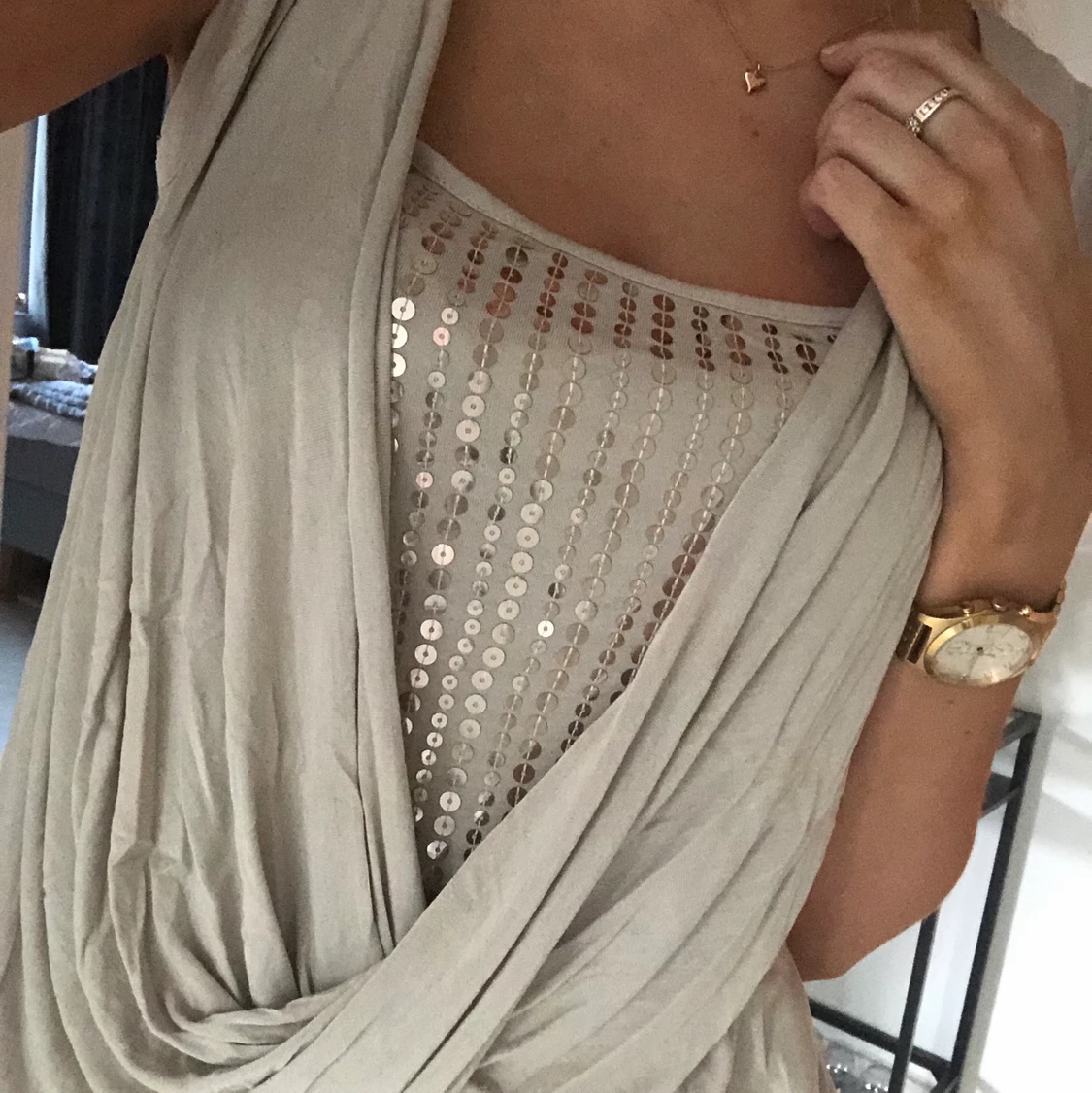 Festlig topp beige  - 91