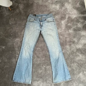 Lee jeans  - Säljer vidare dessa super snygga jeans från Lee då dom  har var för små för mig💞💞