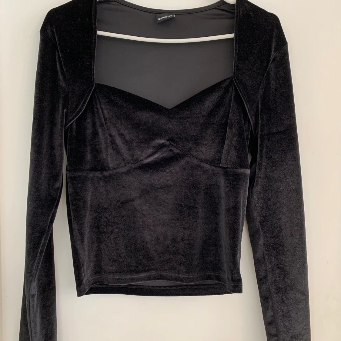 Svart topp - 90