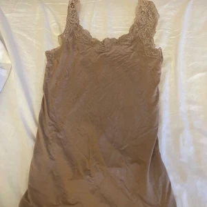 Top - top från pieces! aldrig använd, endast testad men insåg snabbt att det inte var min stil så endast varit i garderoben