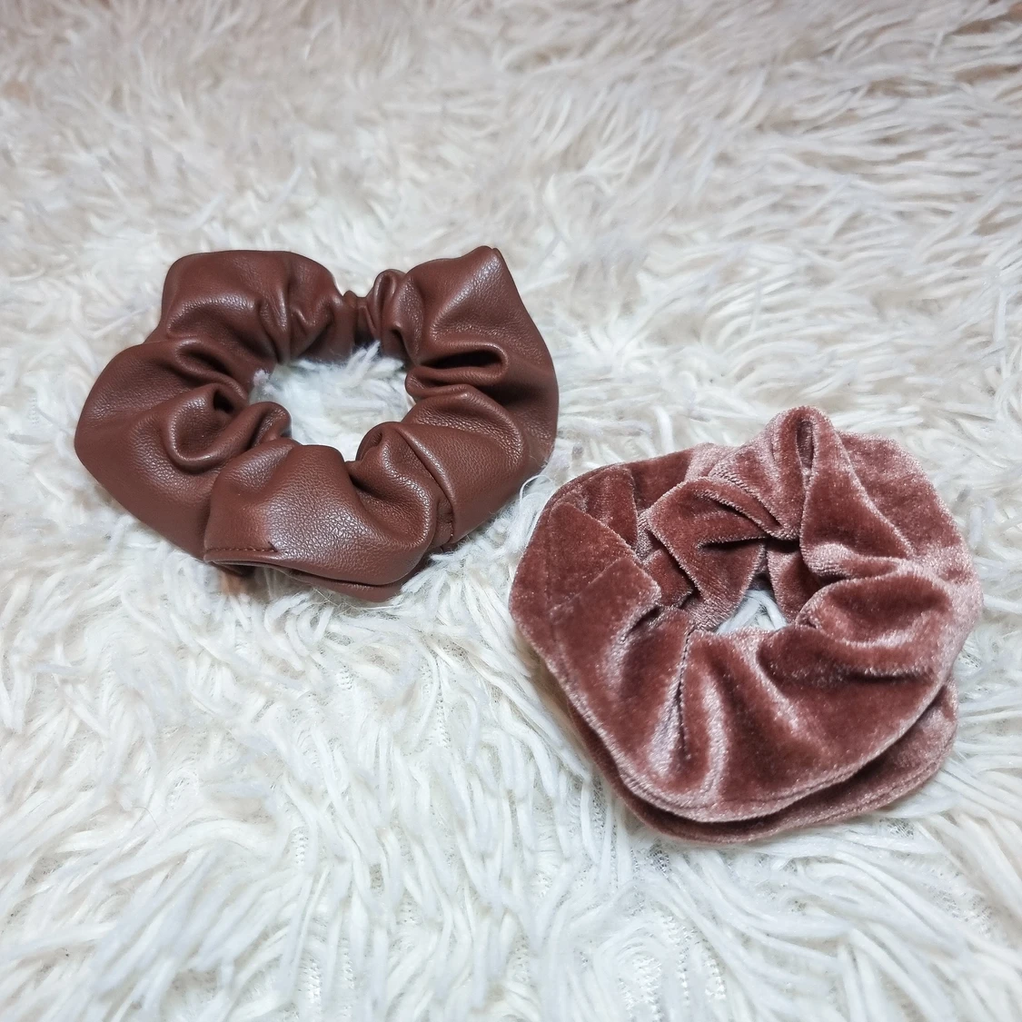 Scunchies 🤎💖 - 90