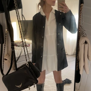 Kappa - Såå fin kappa! Perfekt till hösten. Köparen står för frakt på 66 kr