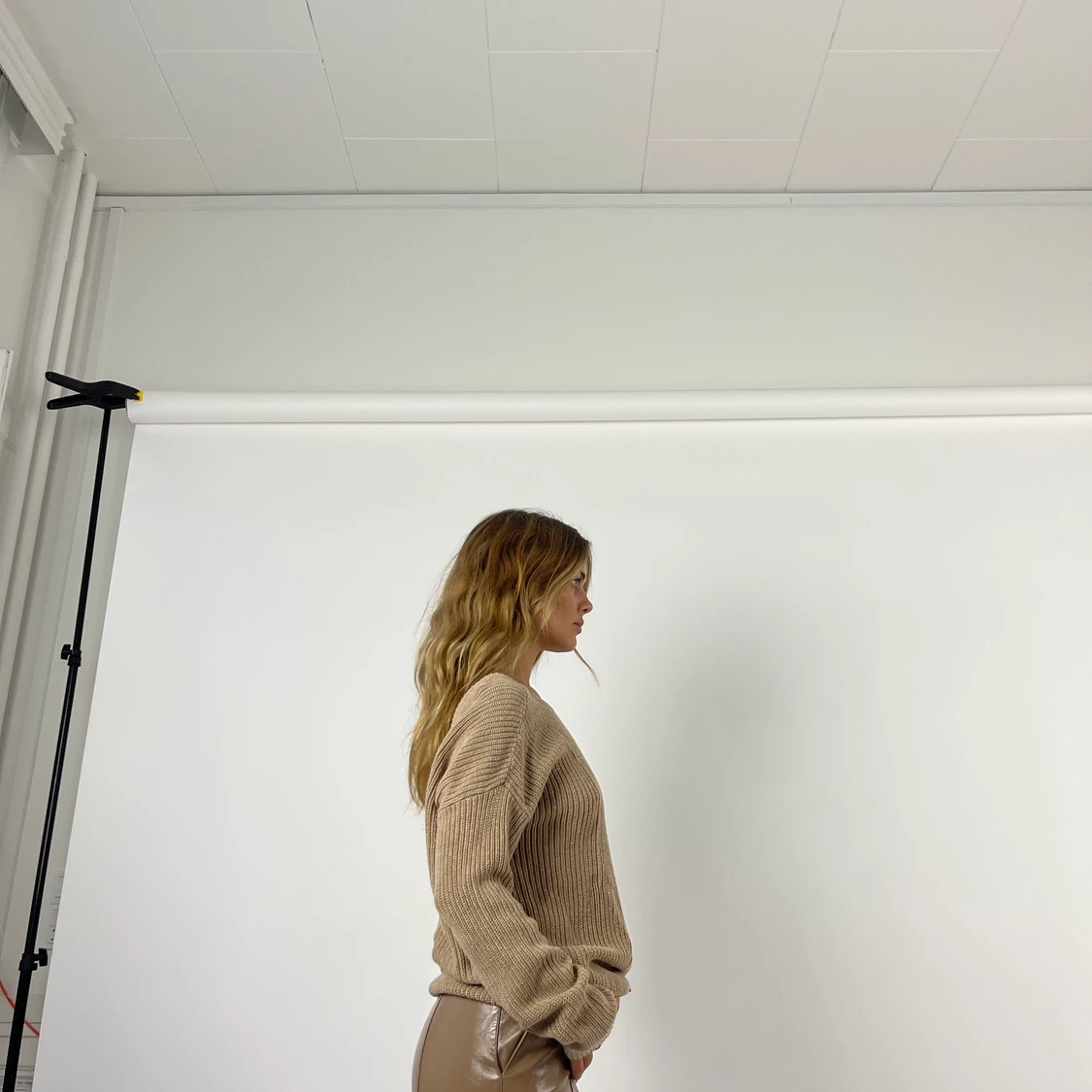 Sweater with open back - 90