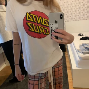 Santa Cruz t-shirt - Bra skick, hel och ren 