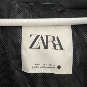 Väst - Väst knappt använd säljs då den inte kommer till användning