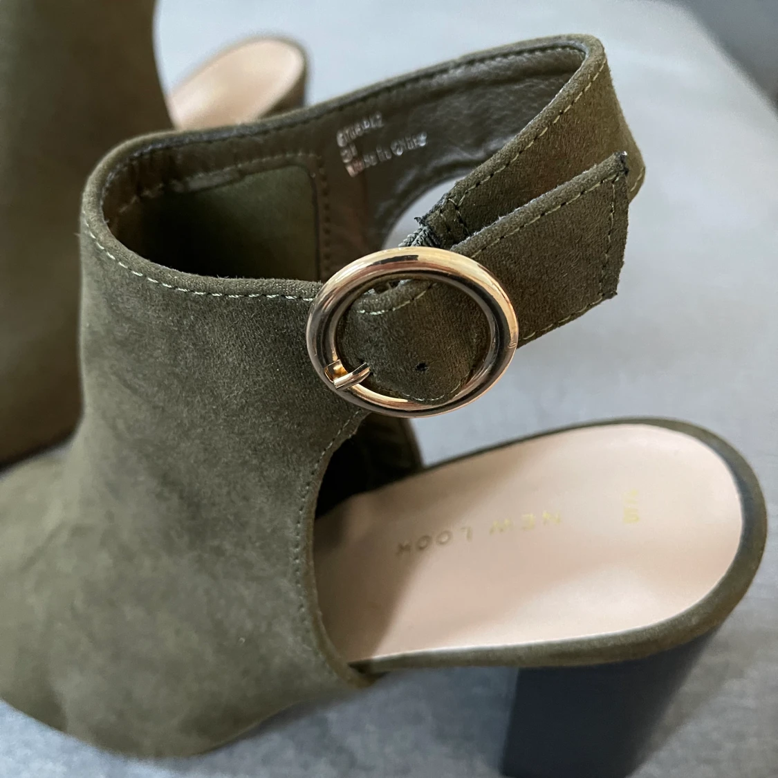 Skor med öppen tå - 91