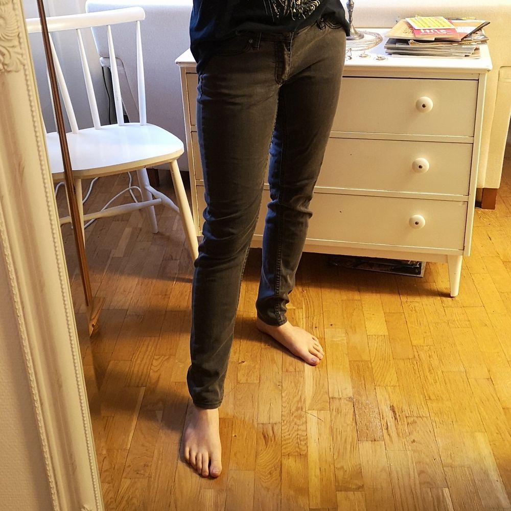 Cheap Monday jeans strl S | Plick Second Hand