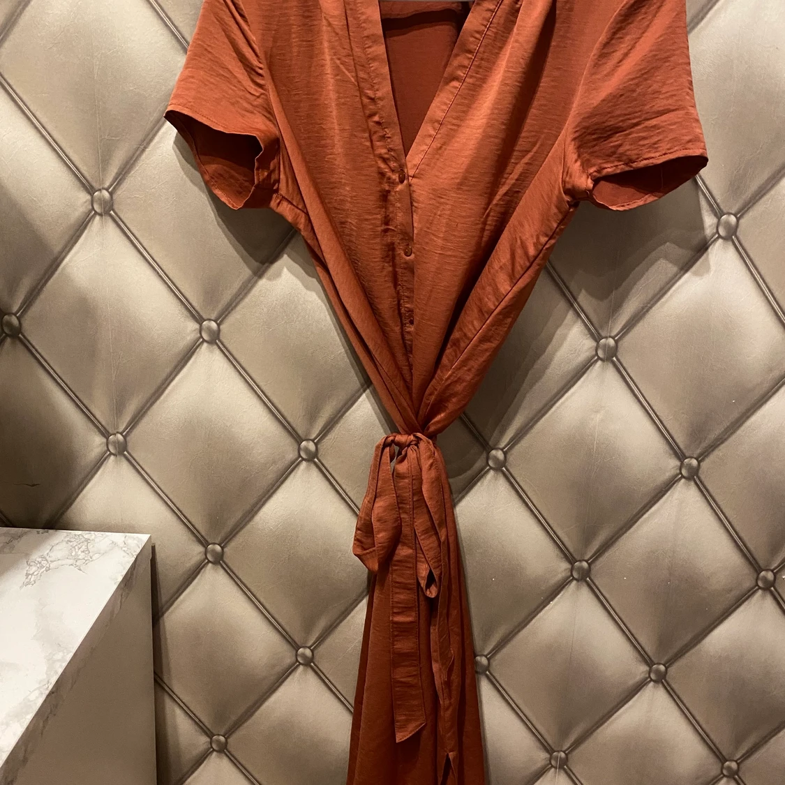 Orange/brun klänning