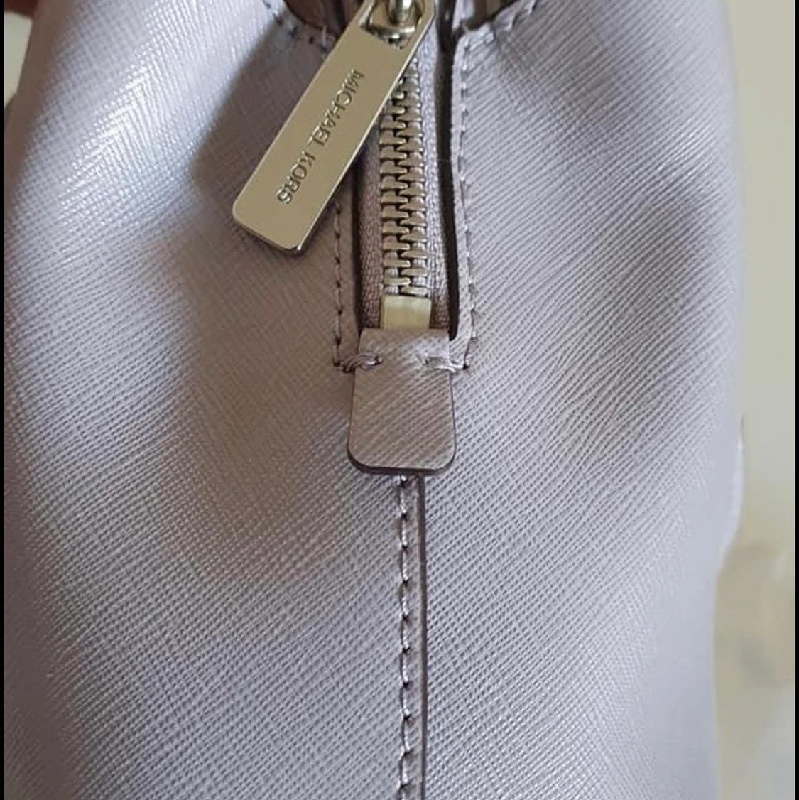 Michael Kors väska - 90